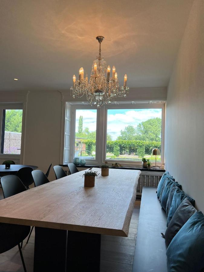 Tuss Bed & Breakfast คอร์ตไรก์ ภายนอก รูปภาพ