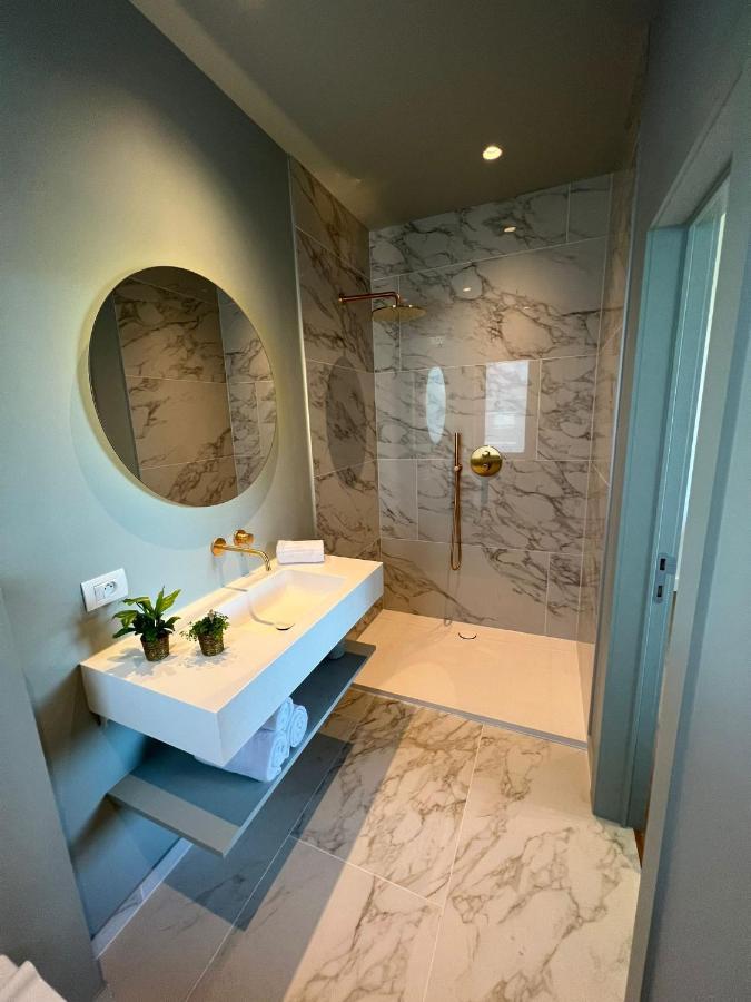 Tuss Bed & Breakfast คอร์ตไรก์ ภายนอก รูปภาพ