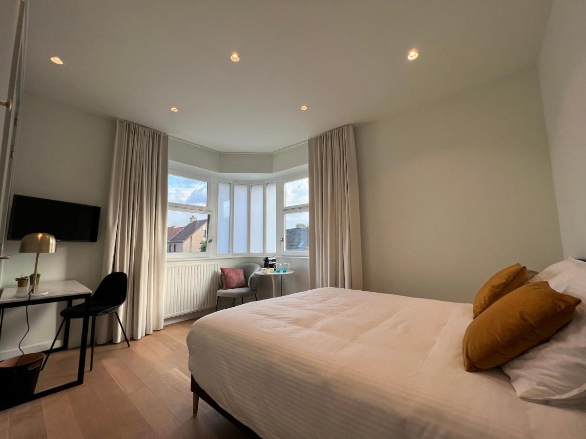 Tuss Bed & Breakfast คอร์ตไรก์ ภายนอก รูปภาพ